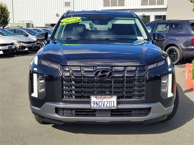 Used 2024 Hyundai Palisade SEL image 2