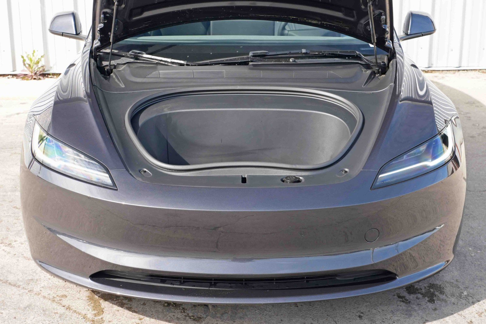 Used 2025 Tesla Model 3 Long Range image 8