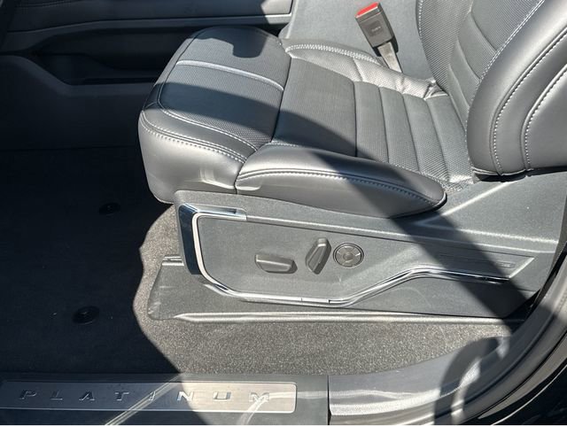 New 2026 Ford F250 Platinum image 35