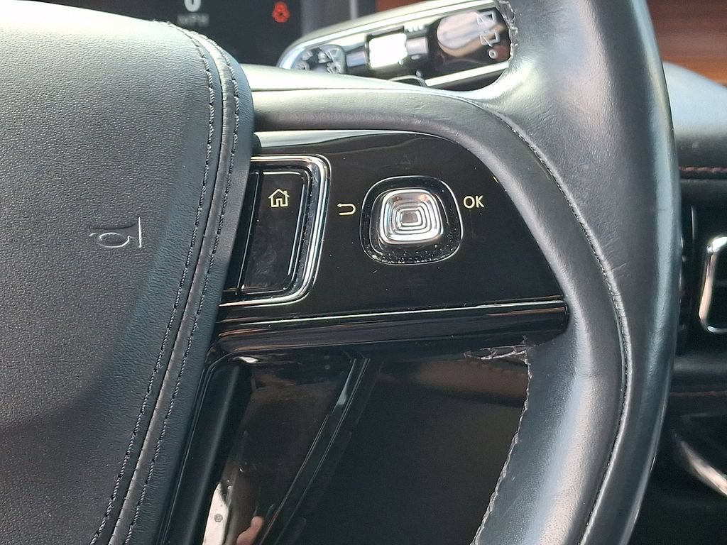 Used 2020 Lincoln Aviator Reserve w/ Elements Package Plus AWD/4WD image 24