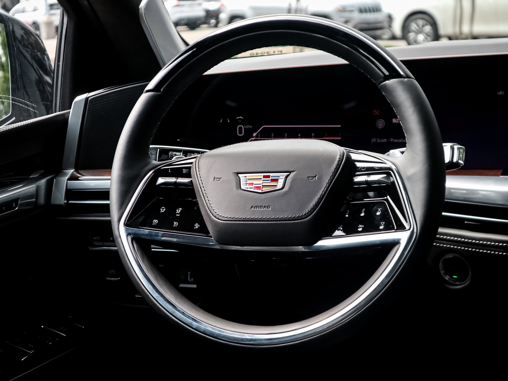 Used 2025 Cadillac Escalade Sport Platinum w/ LPO, ONYX Package image 18