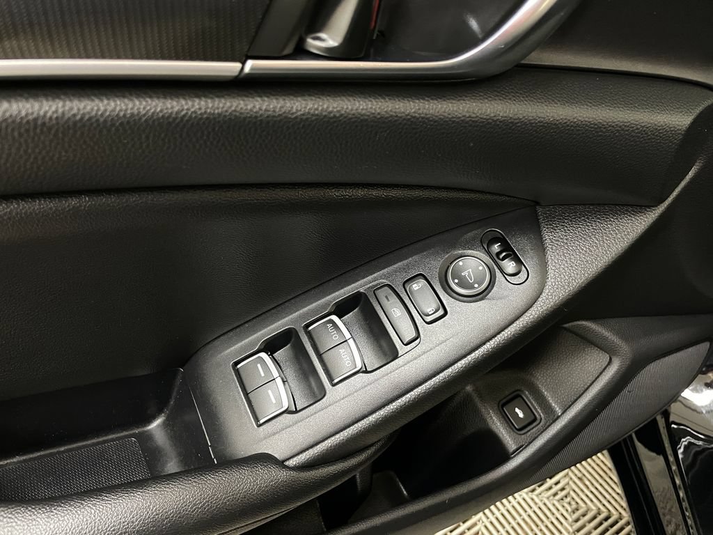 Used 2020 Honda Accord Sport image 21
