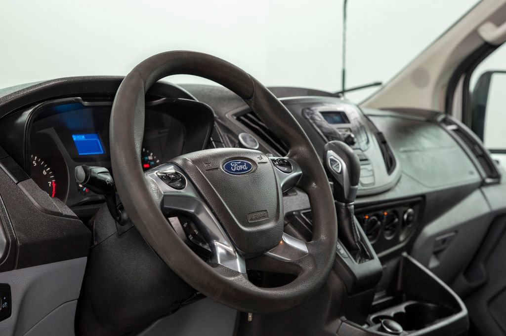 Used 2019 Ford Transit 350 XL image 18