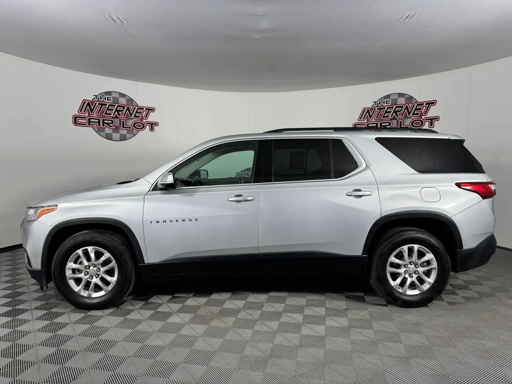 Used 2019 Chevrolet Traverse LT AWD/4WD image 4