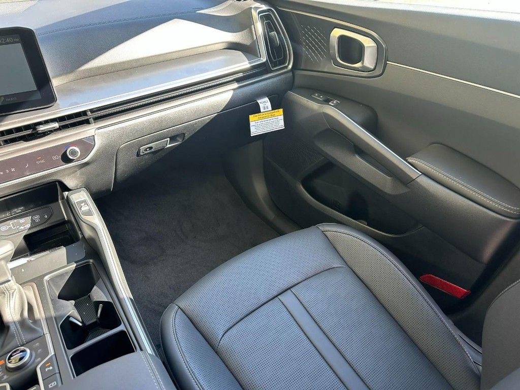 New 2026 Kia Sorento S w/ S Panoramic Sunroof Package image 14
