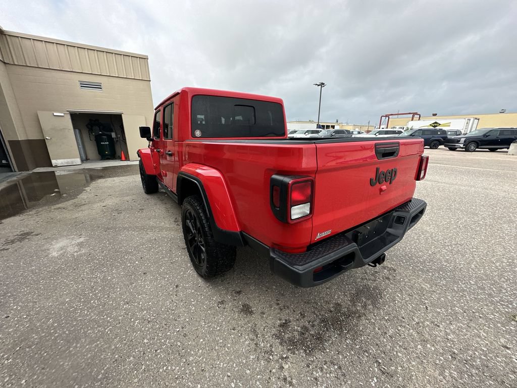 Used 2025 Jeep Gladiator Sport AWD/4WD image 12