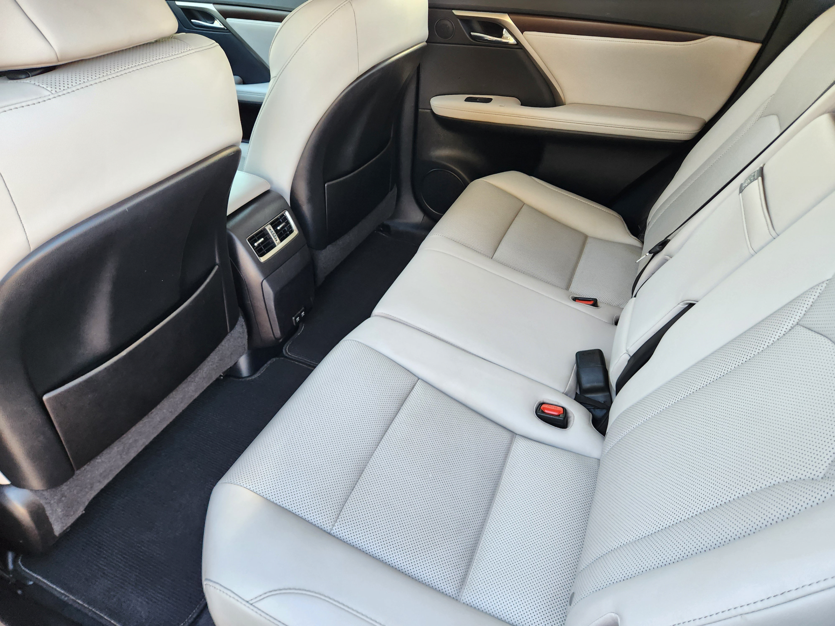 Used 2022 Lexus RX 350 FWD w/ Premium Package image 29