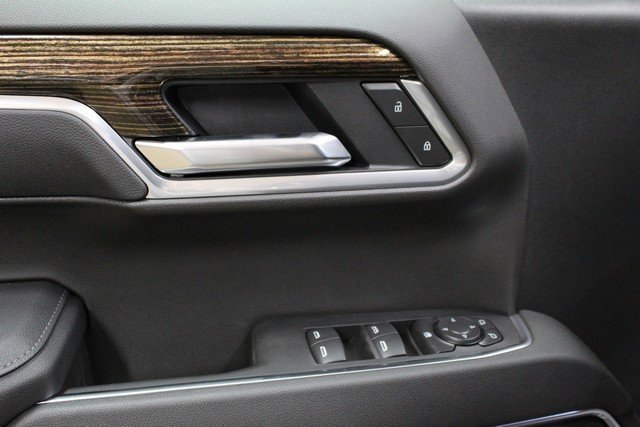 New 2026 GMC Sierra 1500 Elevation image 16