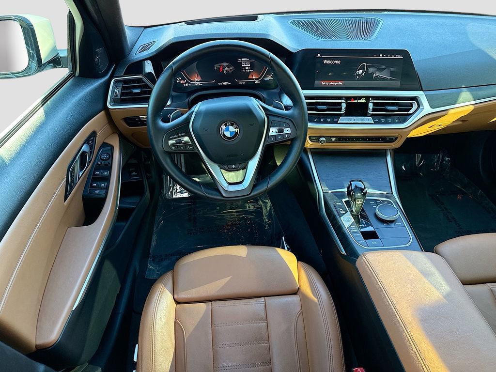 Used 2021 BMW 330i Sedan w/ Executive Package image 18