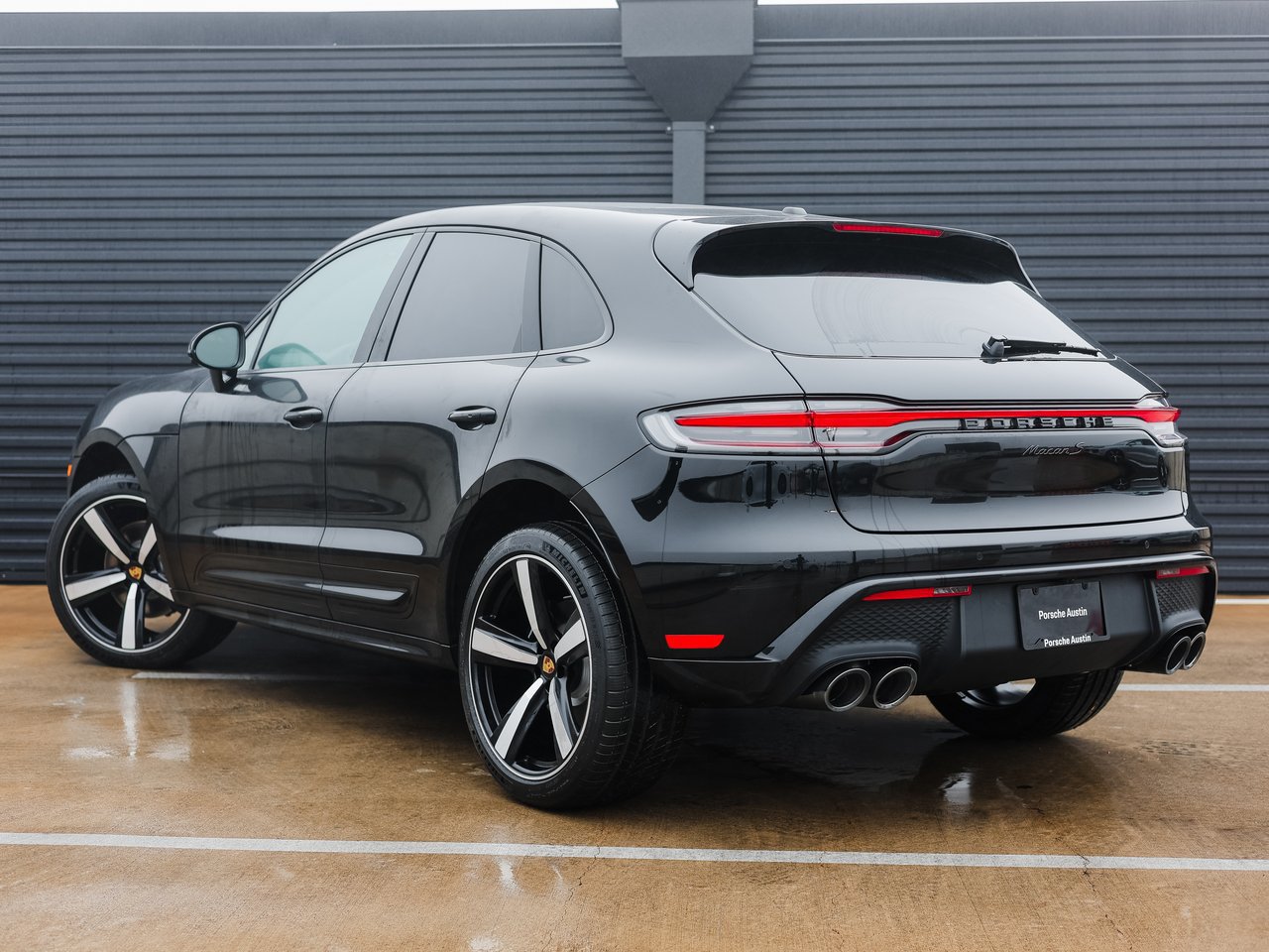 Certified 2026 Porsche Macan S AWD/4WD image 3