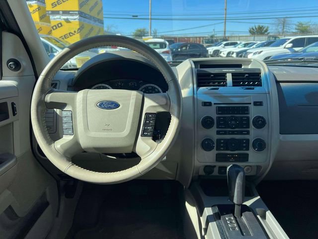 Used 2011 Ford Escape XLT w/ 202A Rapid Spec Order Code image 11