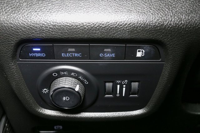 Used 2022 Jeep Grand Cherokee Limited 4xe image 40