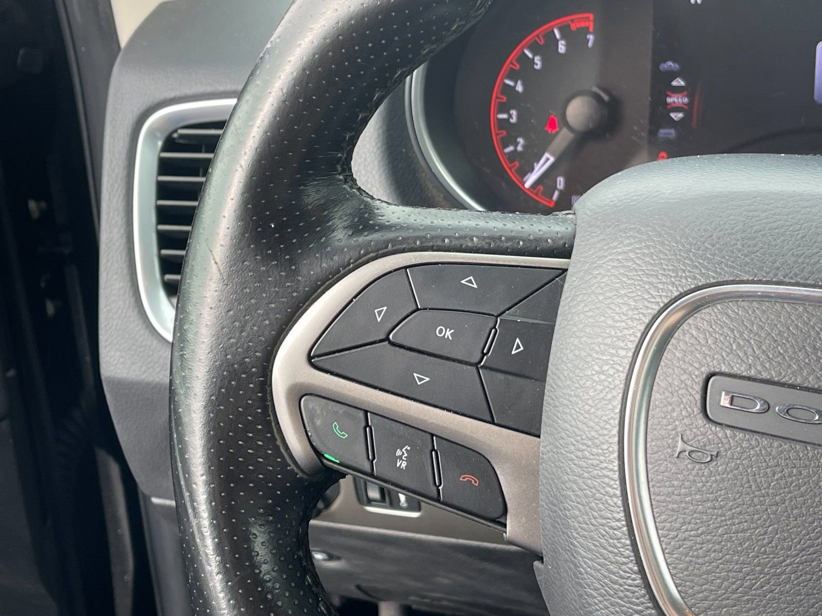 Used 2020 Dodge Durango SXT w/ 3rd Row Seating Group image 27