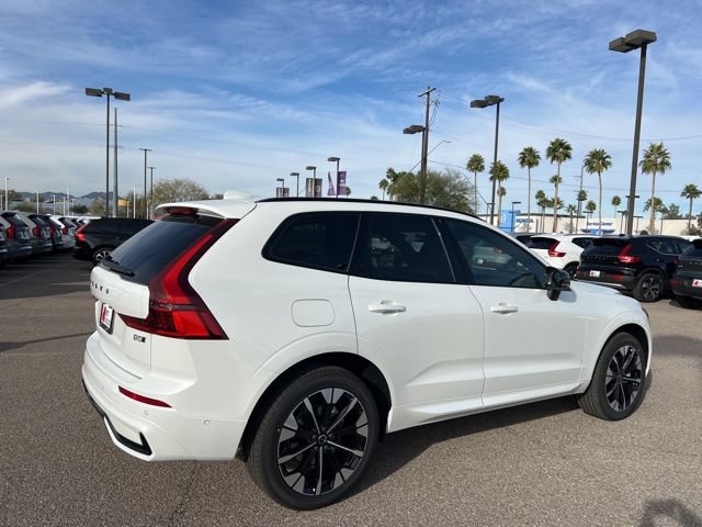 New 2026 Volvo XC60 B5 Plus w/ Climate Package PRO AWD/4WD image 4