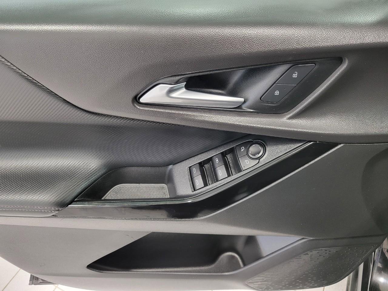 Used 2025 Chevrolet Equinox LT image 25