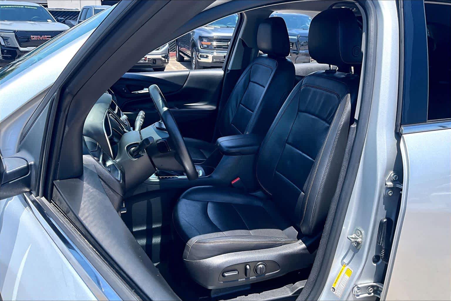 Used 2018 Chevrolet Equinox Premier AWD/4WD image 8