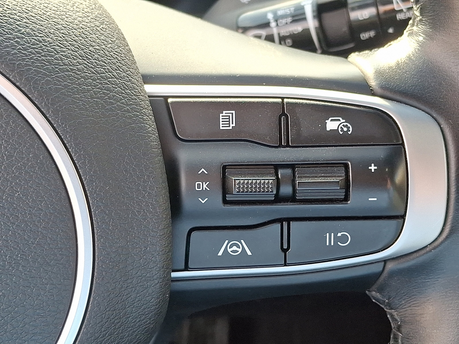 Certified 2023 Kia Sportage X-Line w/ X-Line Premium Package image 23