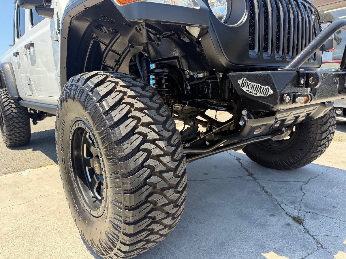 Used 2021 Jeep Gladiator Rubicon AWD/4WD image 24