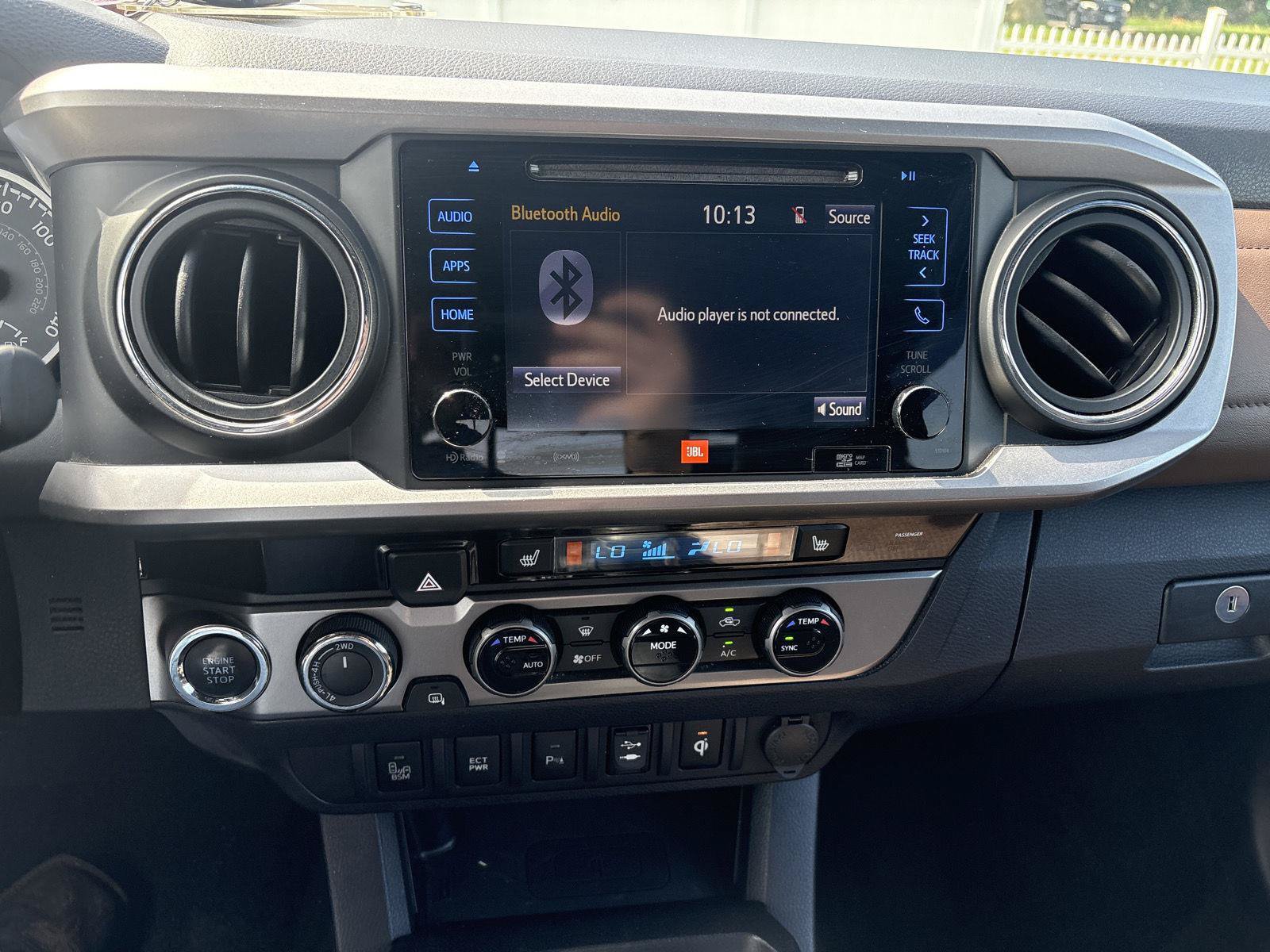 Used 2017 Toyota Tacoma Limited w/ Tow Package AWD/4WD image 20