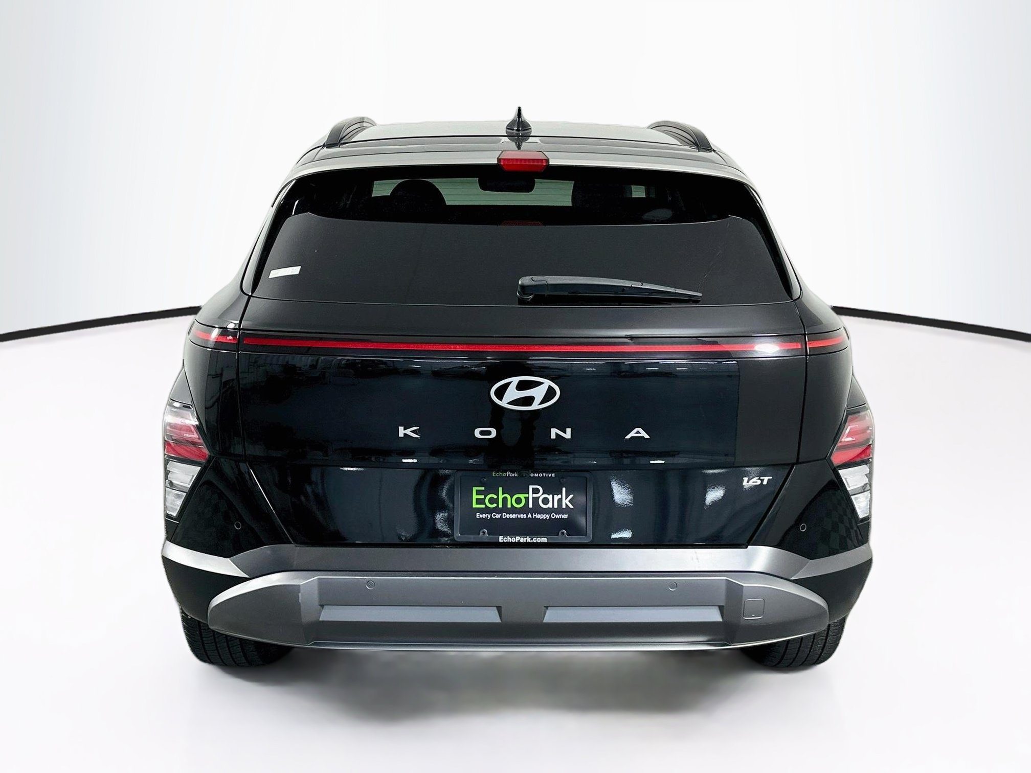 Used 2024 Hyundai Kona Limited FWD image 7