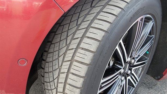 Used 2019 Lincoln Continental Reserve image 12