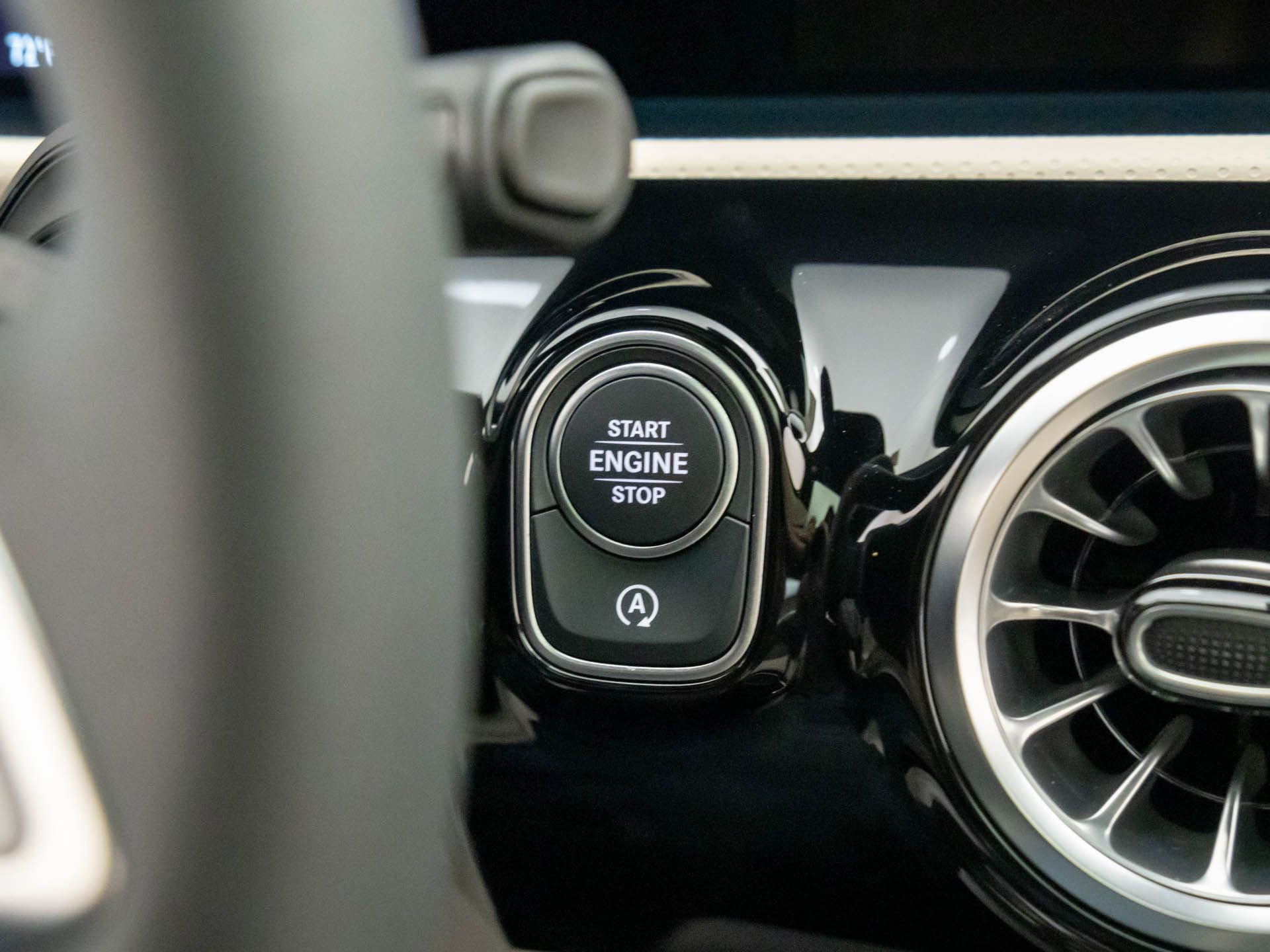 New 2026 Mercedes-Benz CLA 250 4MATIC image 23