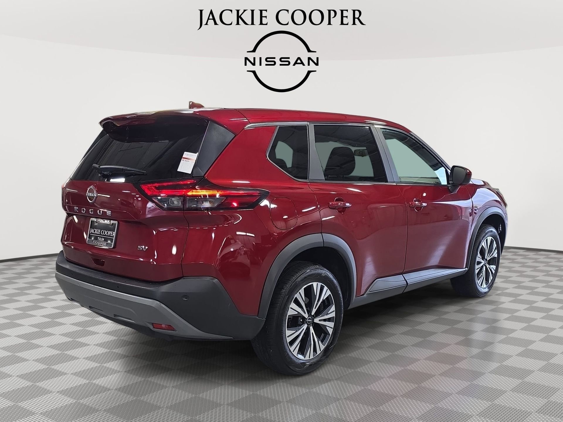 Used 2023 Nissan Rogue SV FWD image 5