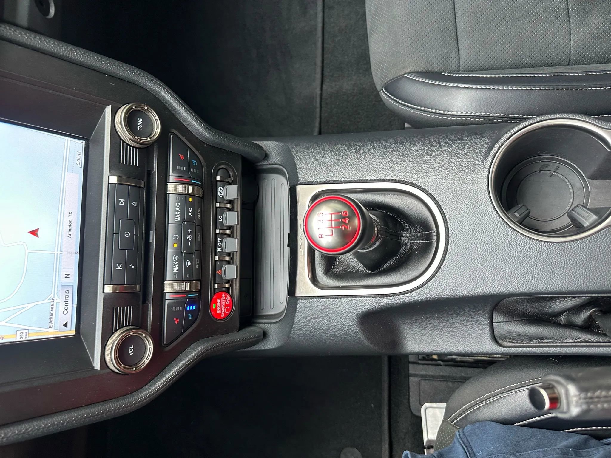 Used 2016 Ford Mustang Shelby GT350 w/ Technology Package image 34