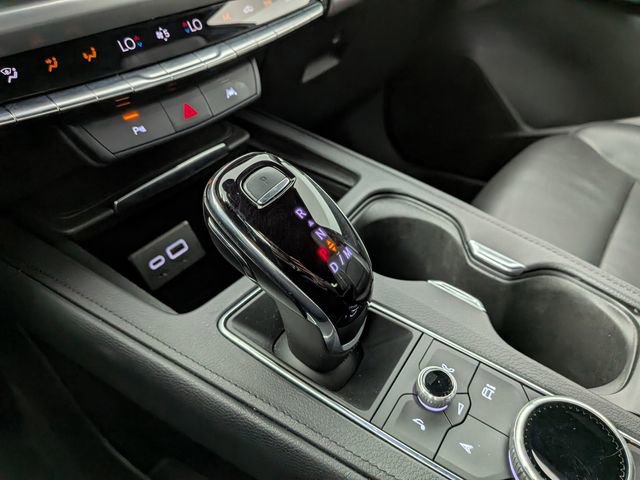 Certified 2025 Cadillac XT4 Premium Luxury FWD image 17