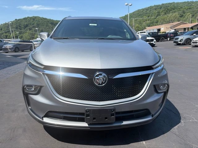 Used 2023 Buick Enclave Essence w/ Experience Buick Package AWD/4WD image 2