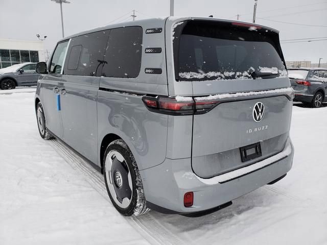 New 2025 Volkswagen ID. Buzz Pro S image 3
