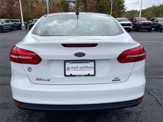 Used 2018 Ford Focus SE w/ SE Appearance Package image 28