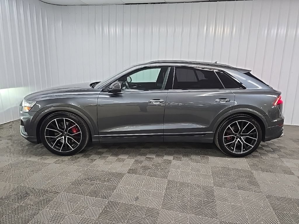 Used 2022 Audi SQ8 Prestige AWD/4WD image 5