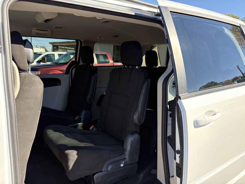 Used 2016 Dodge Grand Caravan SE w/ Quick Order Package 29E SE image 15