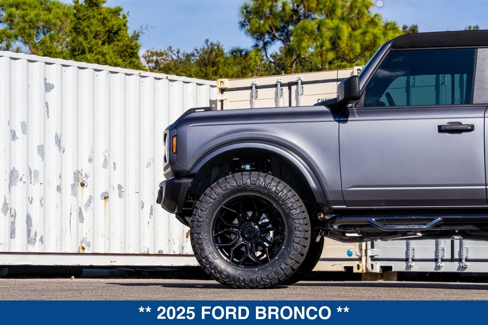 Used 2025 Ford Bronco Badlands AWD/4WD image 29