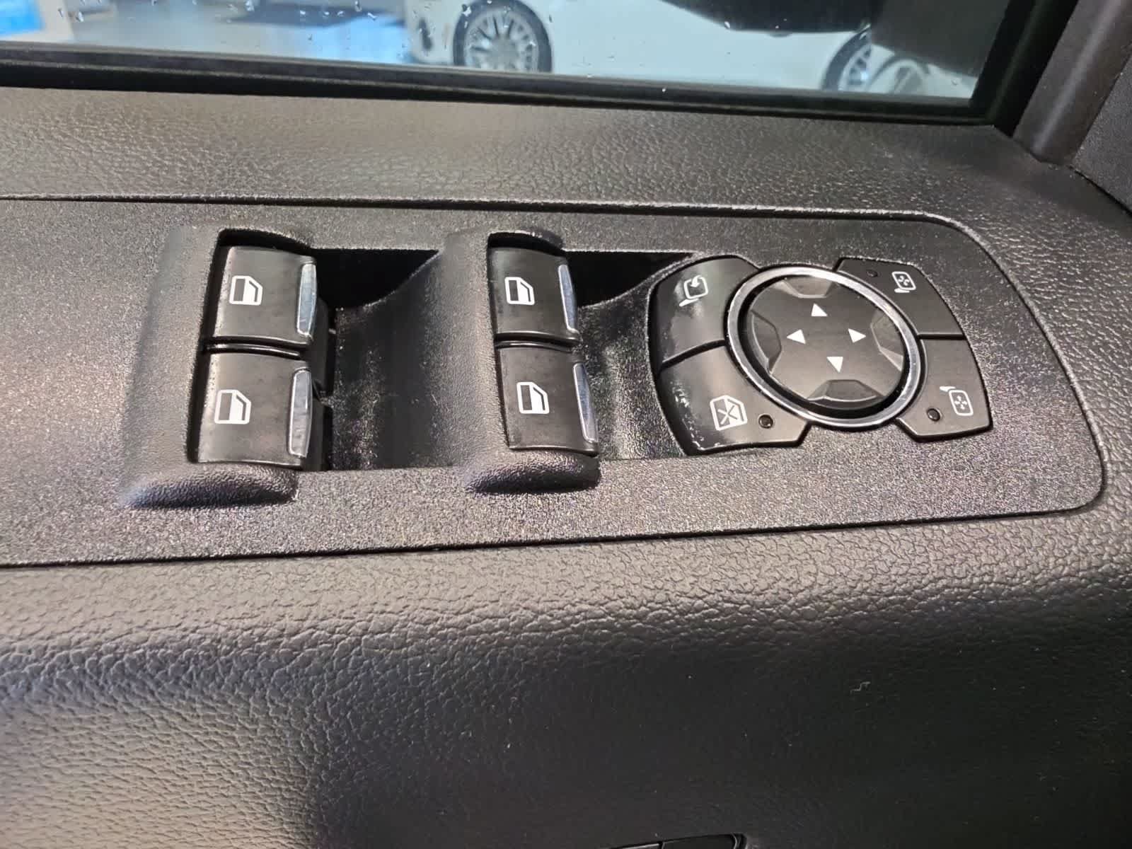 Used 2019 Ford F150 Lariat w/ Equipment Group 502A Luxury AWD/4WD image 22