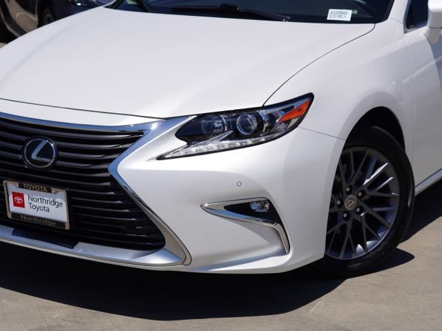 Used 2018 Lexus ES 350 w/ Navigation System Package FWD image 6