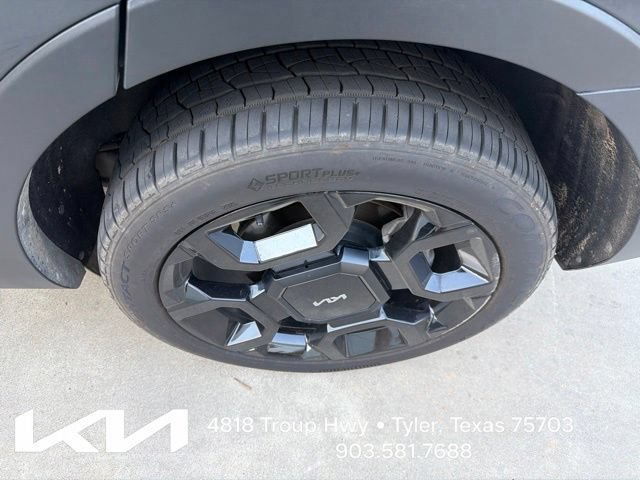 Certified 2024 Kia Sorento SX Prestige AWD/4WD image 8