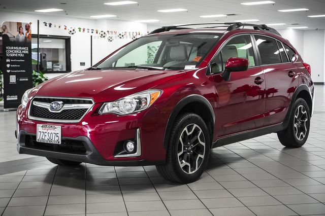 Used 2017 Subaru Crosstrek 2.0i Premium AWD/4WD image 3