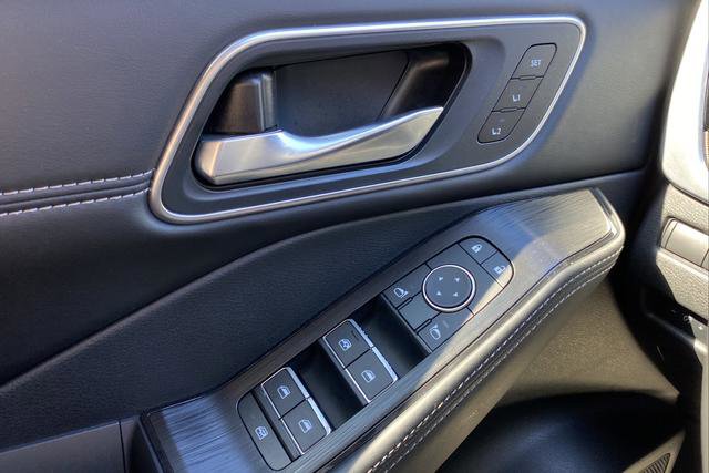 Used 2024 Nissan Rogue Platinum w/ Platinum Premium Package image 21
