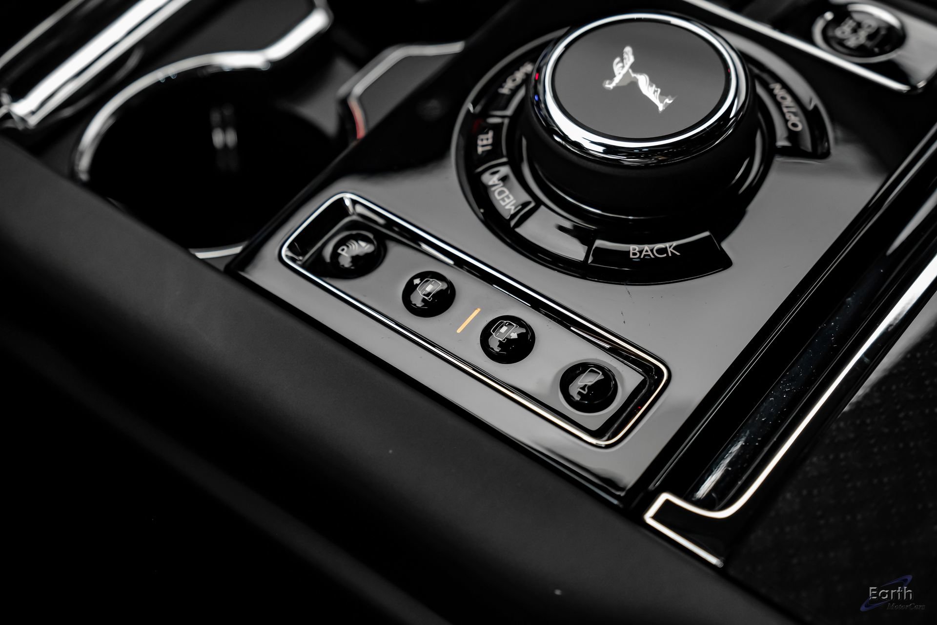Used 2026 Rolls-Royce Cullinan Black Badge AWD/4WD image 66