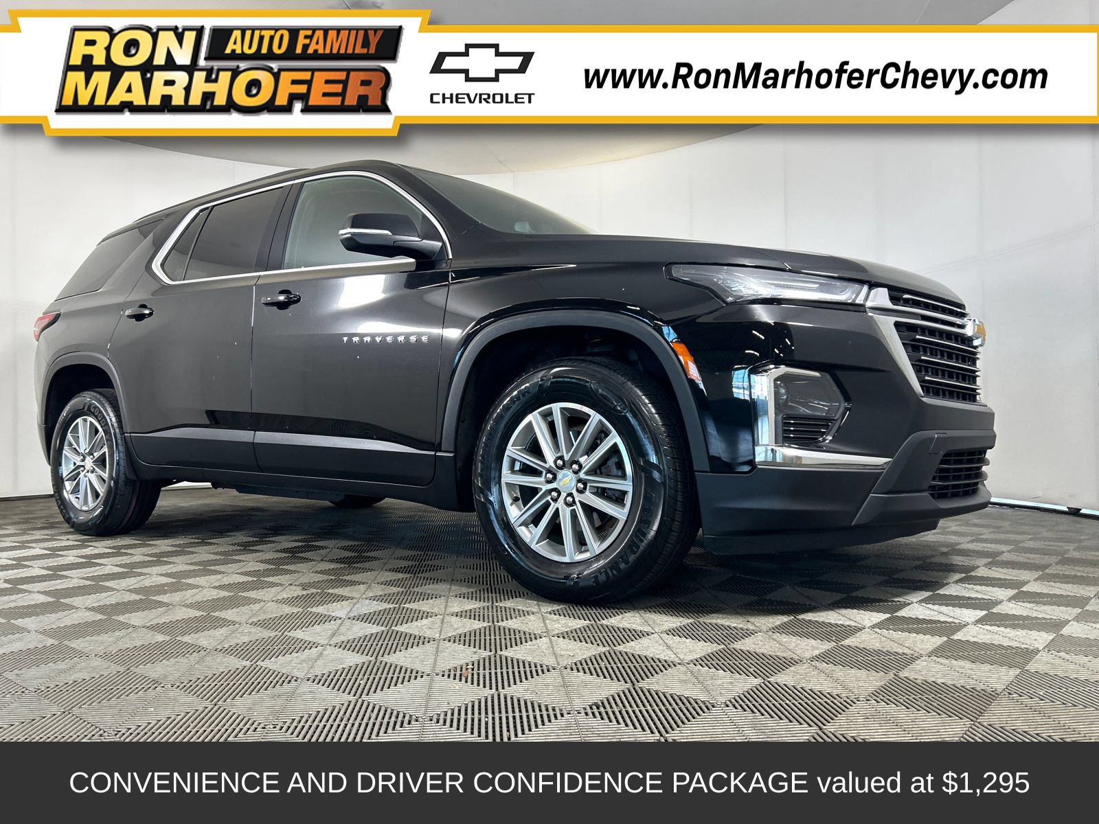 Used 2023 Chevrolet Traverse LT