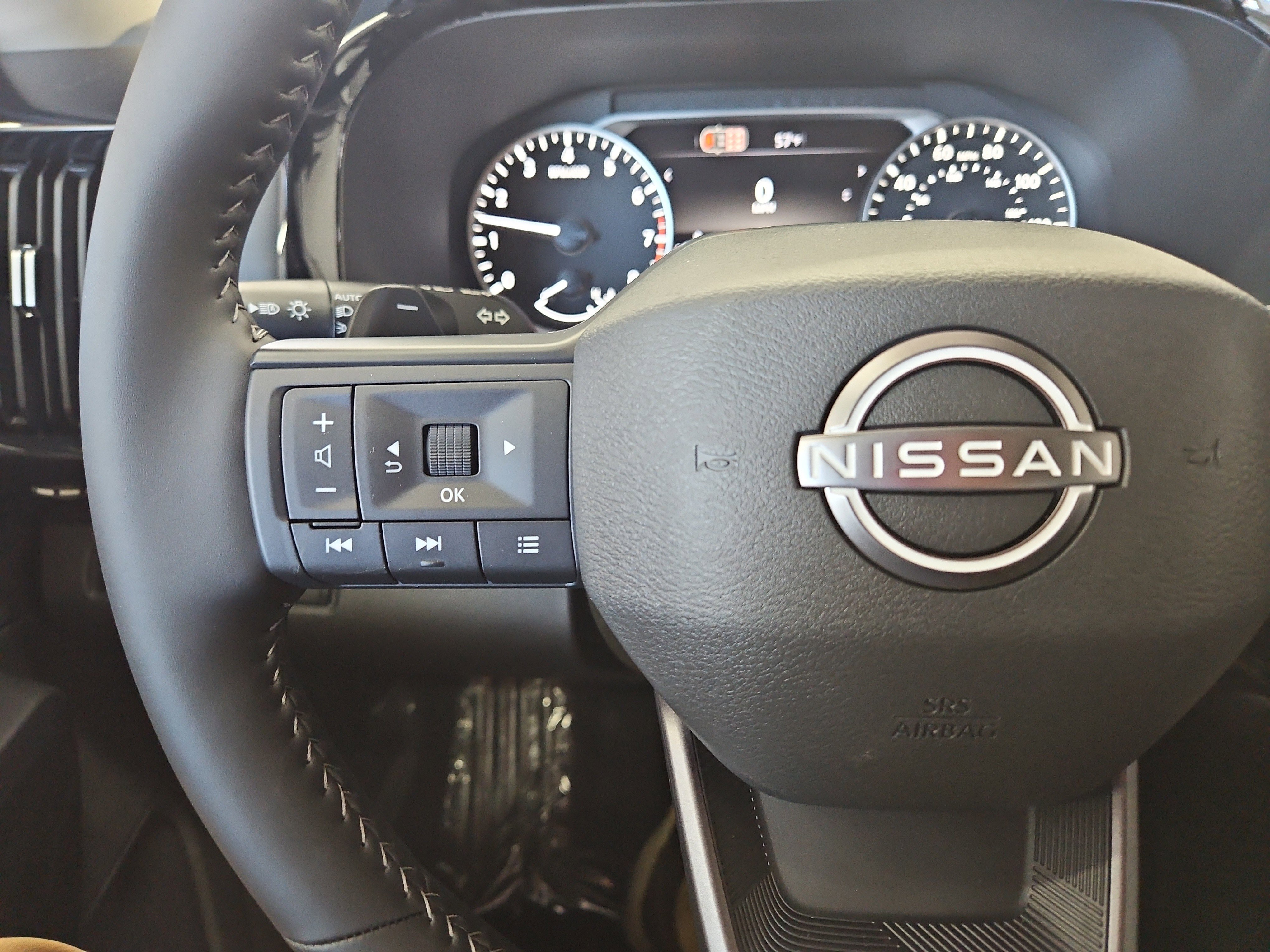 New 2026 Nissan Pathfinder SV AWD/4WD image 16