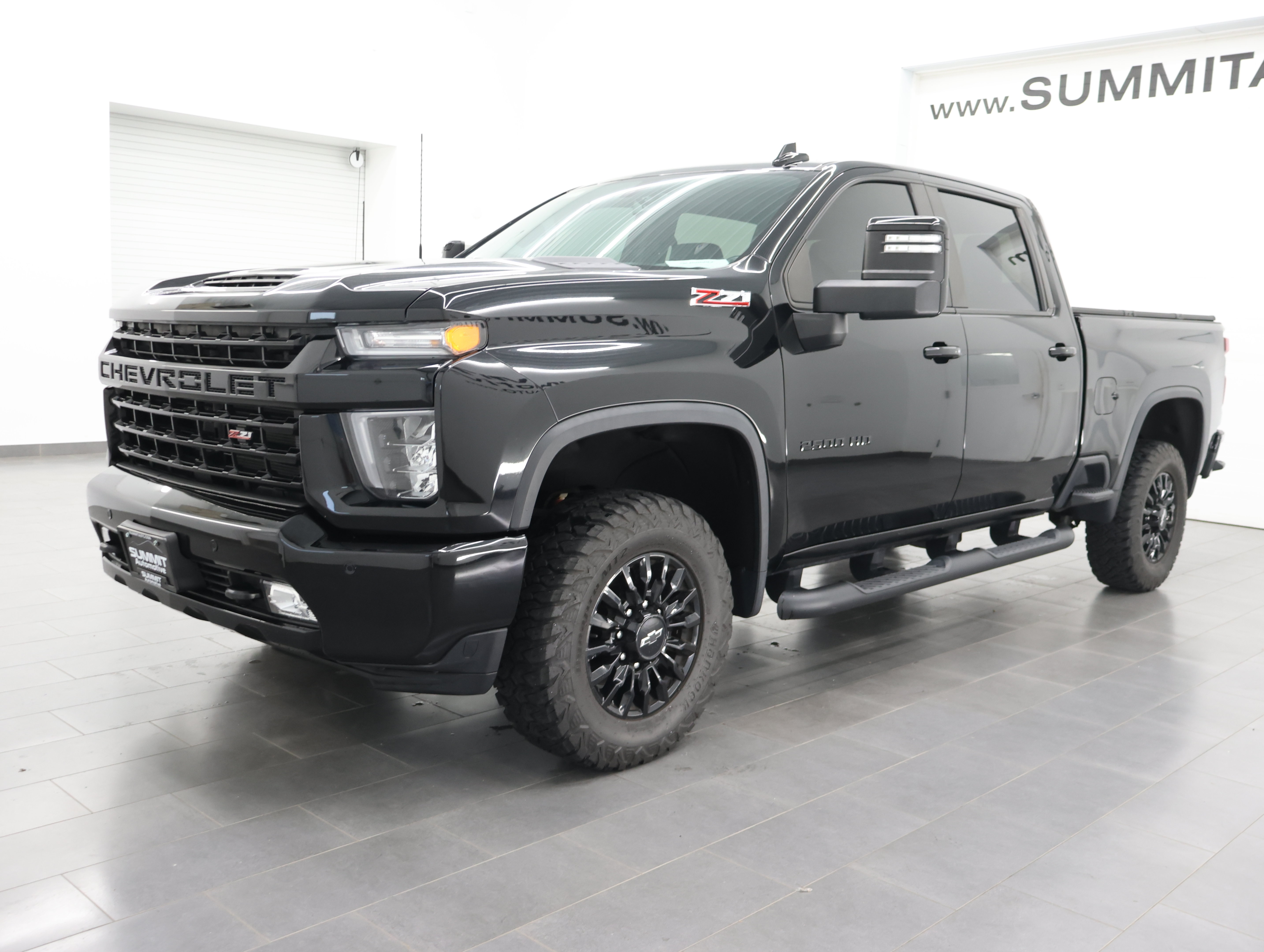Used 2023 Chevrolet Silverado 2500 LTZ w/ LTZ Plus Package AWD/4WD image 7