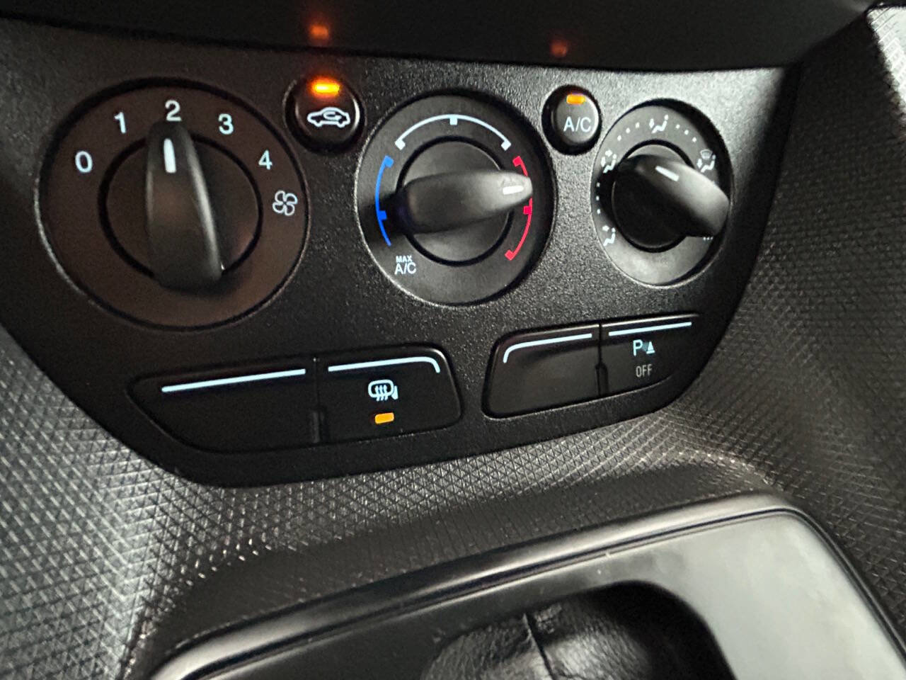 Used 2018 Ford Transit Connect XL image 20