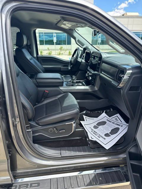 Used 2021 Ford F150 Lariat AWD/4WD image 4