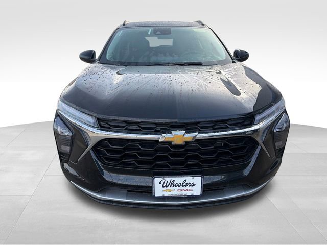 New 2026 Chevrolet Trax LT w/ Driver Confidence Package FWD image 9