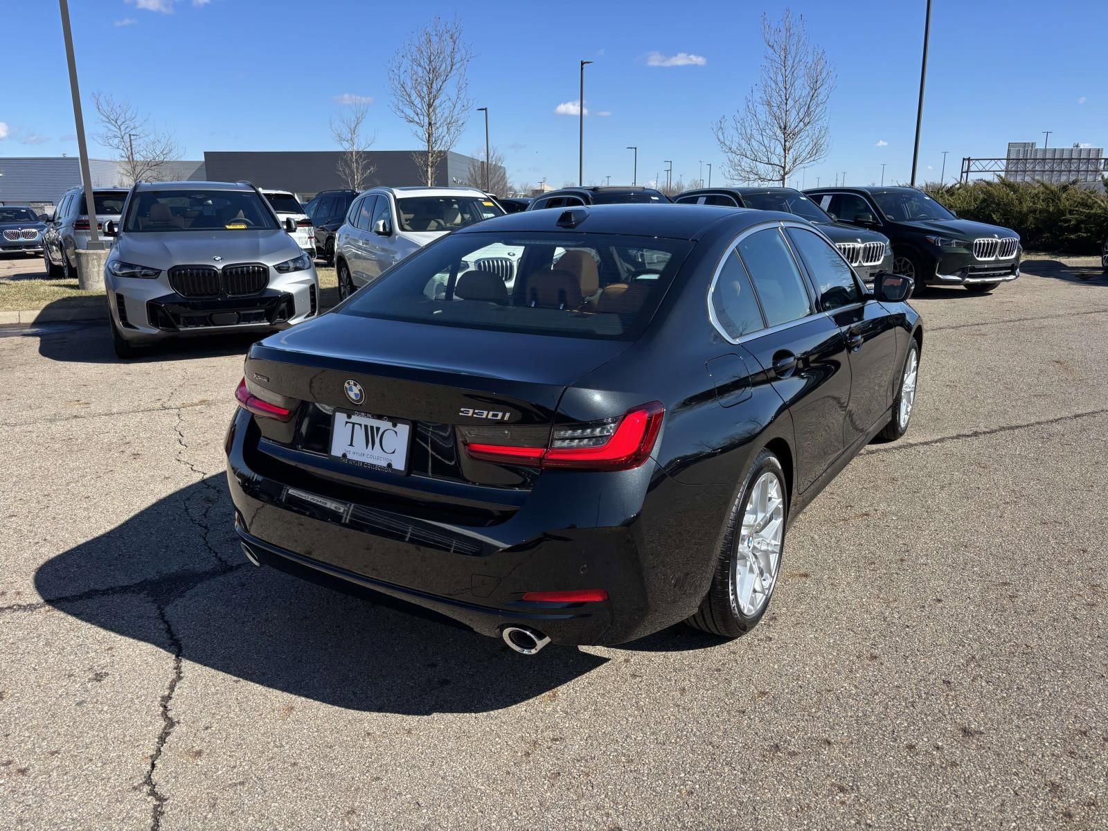 New 2026 BMW 330i xDrive Sedan w/ Premium Package image 7