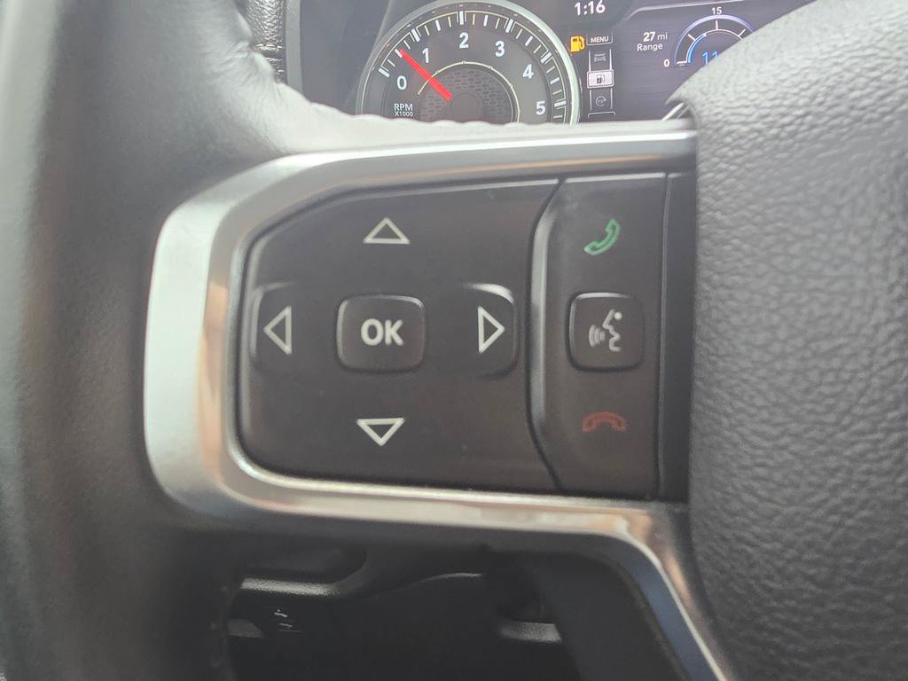 Used 2024 RAM 1500 Laramie AWD/4WD image 17