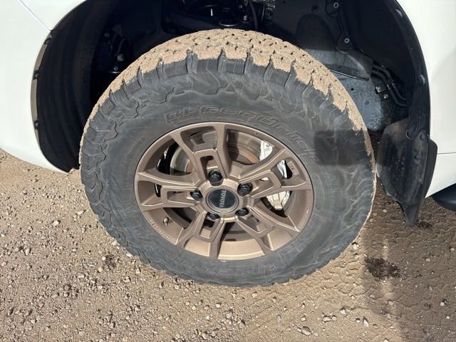 Used 2021 Toyota Land Cruiser Heritage Edition image 11